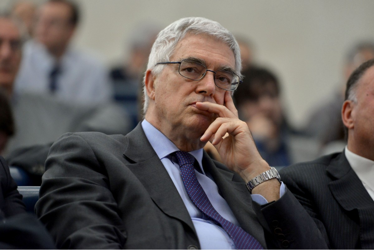 Rcs, vacilla la tattica di Sergio Erede. E ora si apre la partita di New York Rcs, vacilla la tattica di Sergio Erede. E ora si apre la partita di New York
