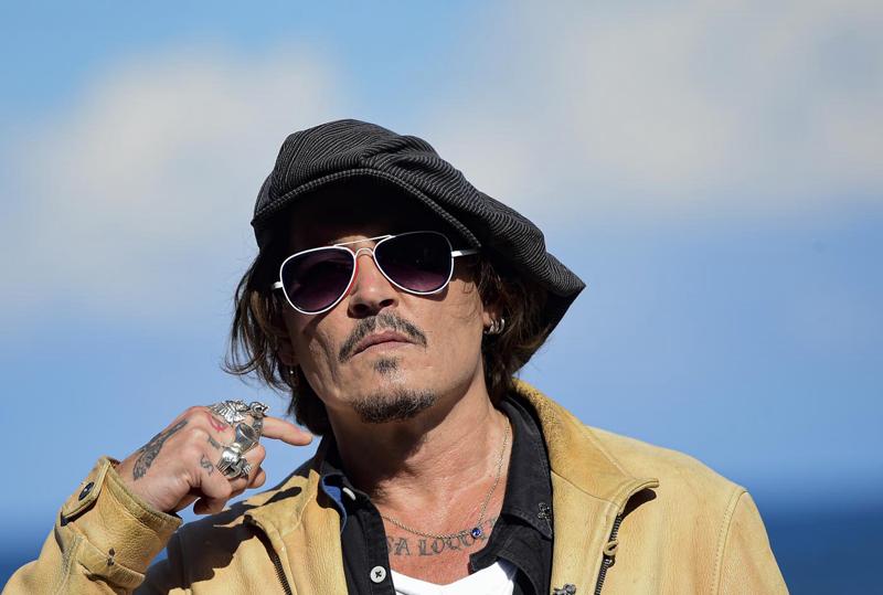 Depp-Heard, Johnny rinuncia al risarcimento: “Non è una questione di soldi” Depp-Heard, Johnny rinuncia al risarcimento: “Non è una questione di soldi”
