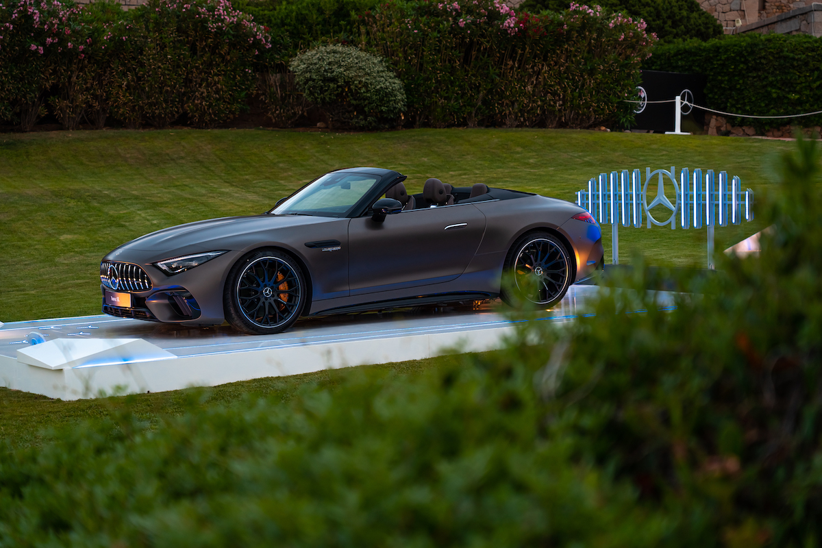 Mercedes-Benz rinnova la partnership con il Phi Beach Mercedes-Benz rinnova la partnership con il Phi Beach