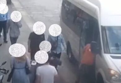 Furto di orologi a Milano, fermato un nigeriano: colpo da mezzo milione. VIDEO