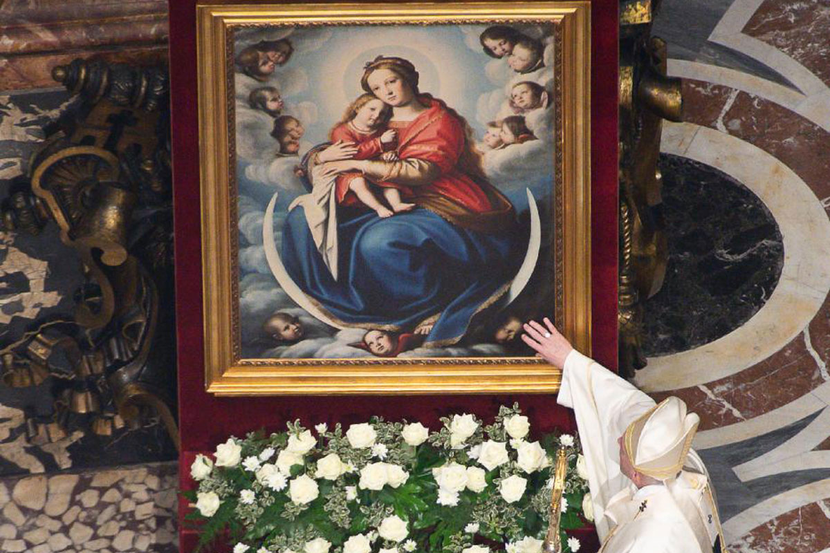 Papa Francesco non cammina più: cancellata la processione del Corpus Domini