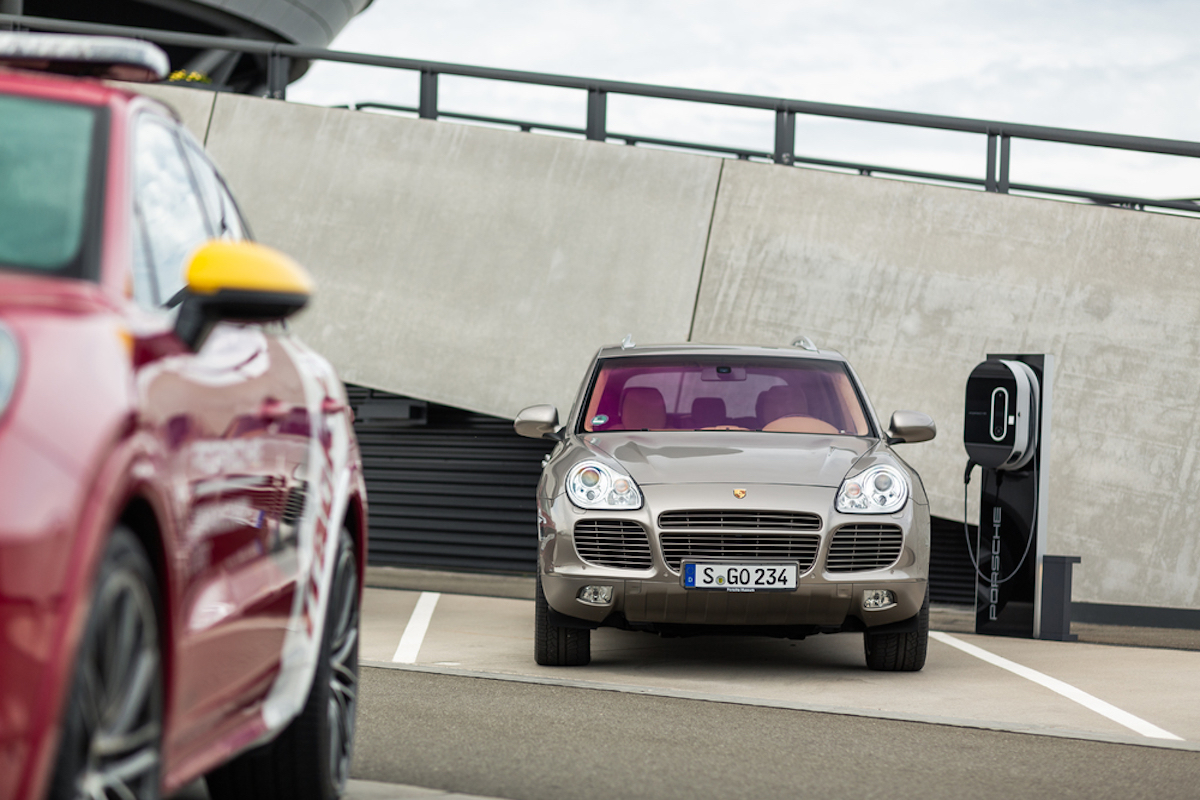 Porsche Cayenne compie vent’anni: tre generazioni di straordinario successo Porsche Cayenne compie vent’anni: tre generazioni di straordinario successo