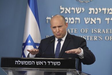 Israele, il governo scoglie la Knesset: si torna al voto. Netanyahu esulta