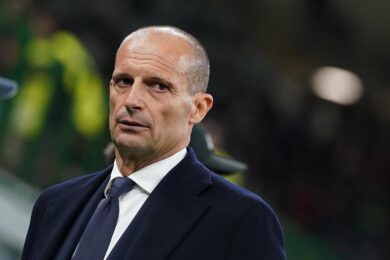 Allegri denuncia l’ex compagna: “Sfrutta per sé i soldi di mio figlio”