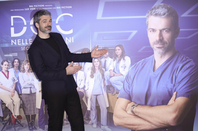Luca Argentero s’è rotto, pronto a lasciare film e spettacoli per la famiglia