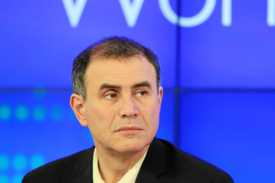 Nouriel Roubini pessimista sull’Italia: “Il Paese è a rischio di recessione”