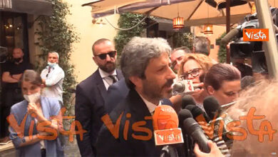 Scissione M5S, Fico e Conte si incontrano in un bar del centro di Roma