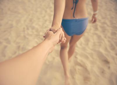 donna ragazza spiaggia mare