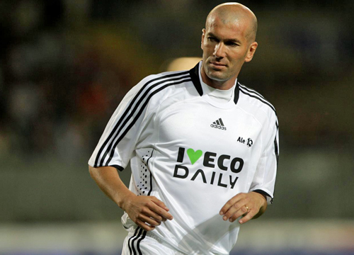 Zidane e la testata a Materazzi, il francese svela finalmente il segreto Zidane e la testata a Materazzi, il francese svela finalmente il segreto