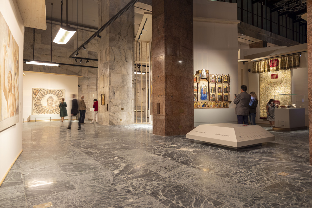 Intesa Sanpaolo, mostra conclusiva di ‘Restituzioni’ a Napoli Intesa Sanpaolo, mostra conclusiva di ‘Restituzioni’ a Napoli
