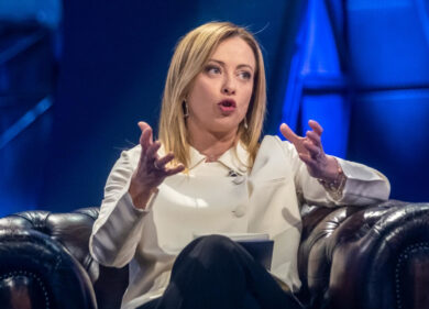 Giorgia Meloni demolisce il Reddito di Cittadinanza: “Un fallimento del M5S”