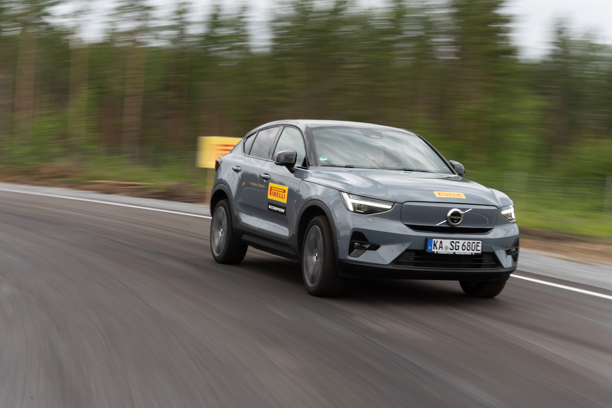 Pirelli presenta la nuova gamma Scorpion