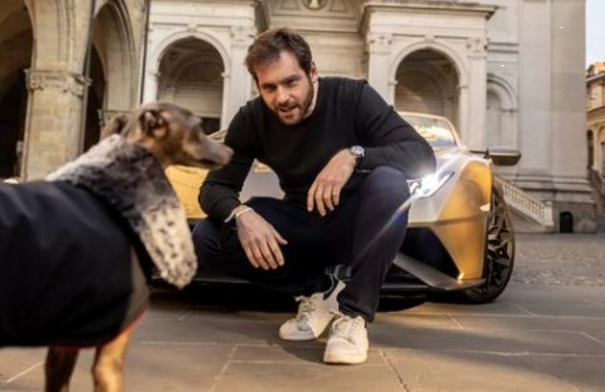 Tomaso Trussardi lancia una frecciatina social contro Michelle Hunziker Tomaso Trussardi lancia una frecciatina social contro Michelle Hunziker