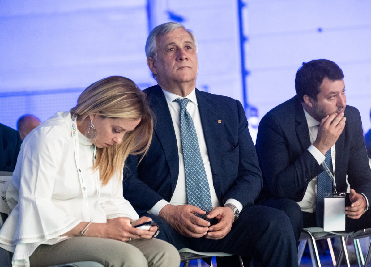 Cdx, Meloni vuole un vertice risolutivo. Salvini: “Ora sta a lei convocarlo”