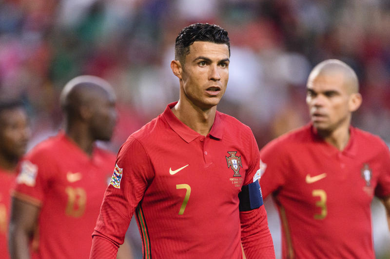 Cristiano Ronaldo alla Roma, domani la presentazione: il caso social – FOTO