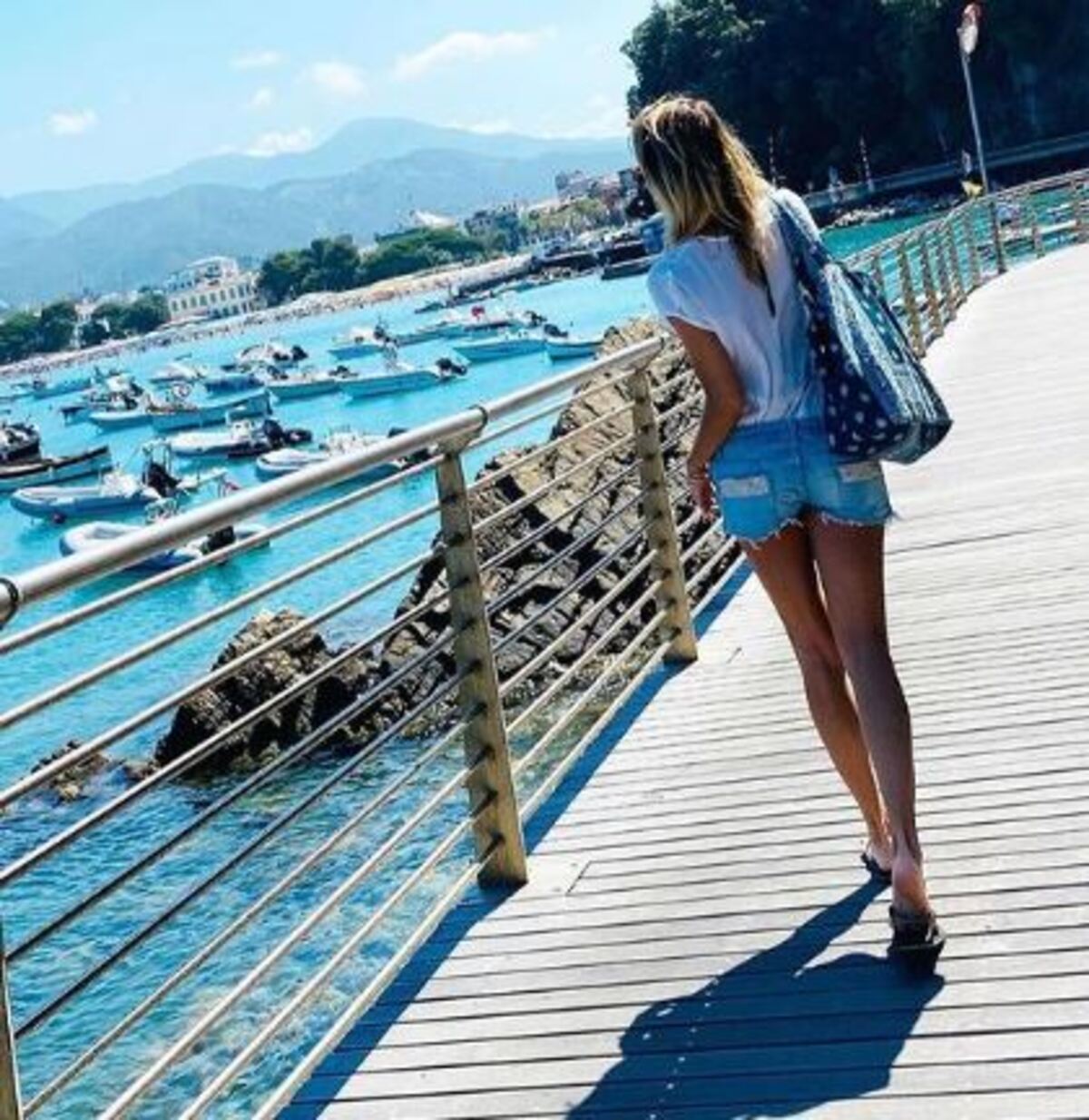 Hoara Borselli replica all’ex compagna: “Sei rimasta odiosa come a scuola”