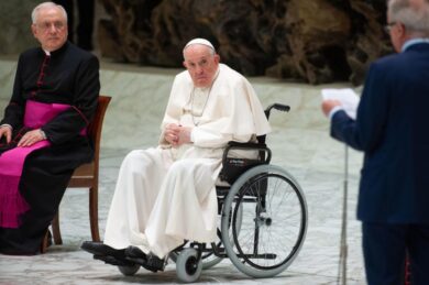 Papa Francesco si dimette? Dopo lo stop dei medici se ne parla ancora