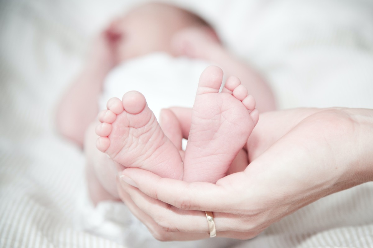 Covid: muore un bimbo di 2 mesi a Reggio Emilia Covid: muore un bimbo di 2 mesi a Reggio Emilia