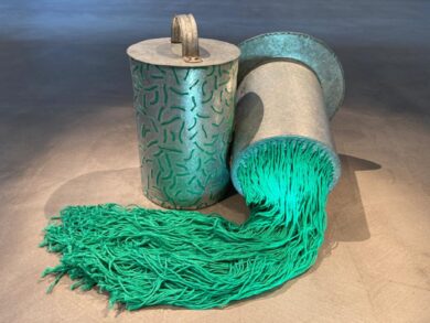 “Mistero” alla Permanente di Milano. La scultura di Alì Farahzad. La foto