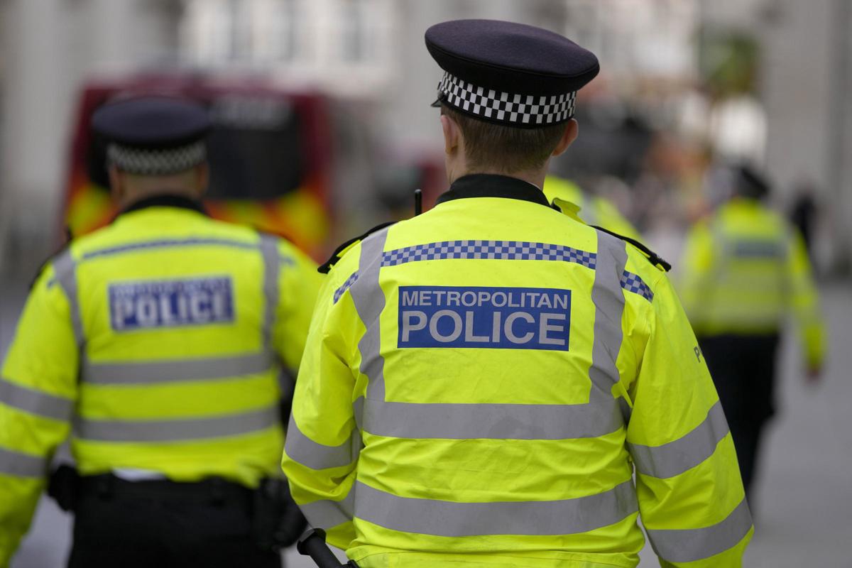 Un calciatore arrestato per stupro a Londra. La Premier League sotto shock Un calciatore arrestato per stupro a Londra. La Premier League sotto shock