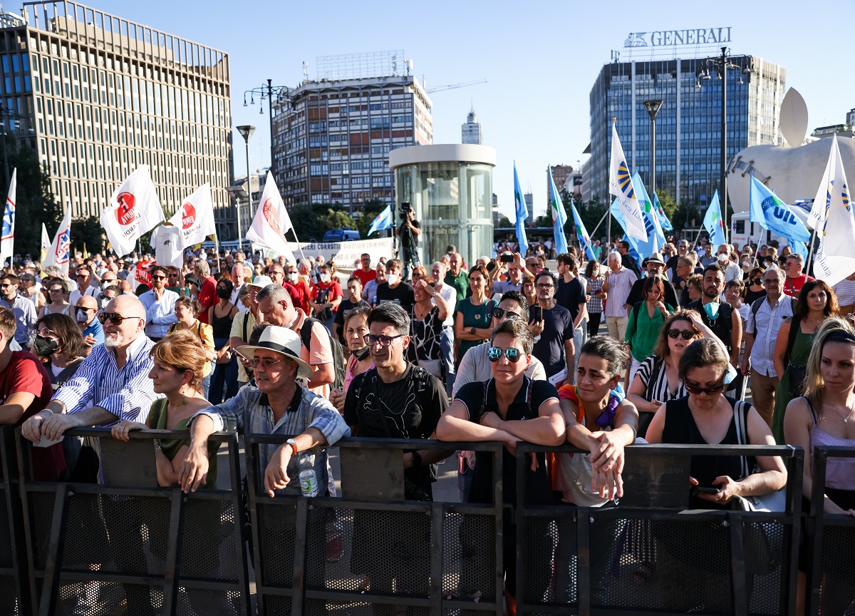 ‘Ndrangheta, a Milano la manifestazione di sostegno a Gratteri. FOTO-VIDEO ‘Ndrangheta, a Milano la manifestazione di sostegno a Gratteri. FOTO-VIDEO