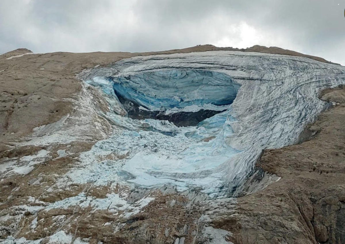 Marmolada, la procura: “Evento imprevedibile, esclusa la negligenza” Marmolada, la procura: “Evento imprevedibile, esclusa la negligenza”