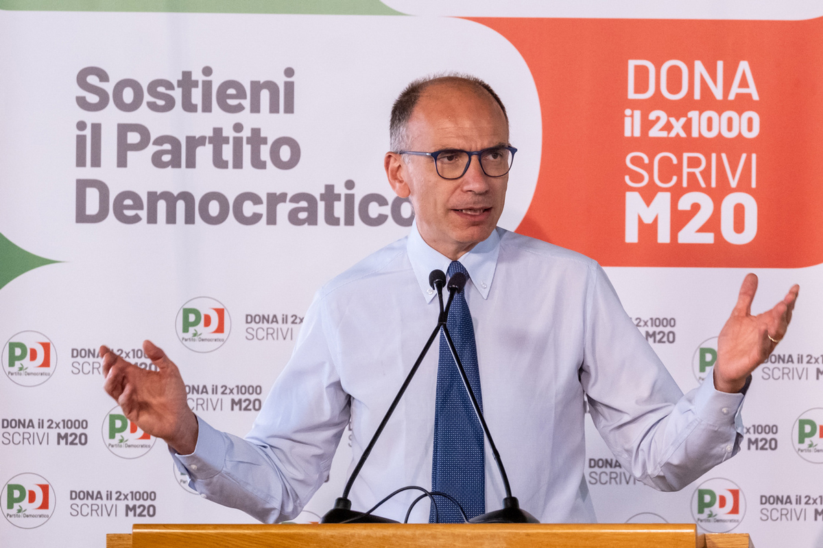 Regionali Lazio 2023: Letta gela i candidati Pd: “Prima alleanze e programma” Regionali Lazio 2023: Letta gela i candidati Pd: “Prima alleanze e programma”