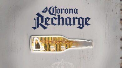 Corona recharge, frigorifero che trasforma un telefono scarico in… aperitivo