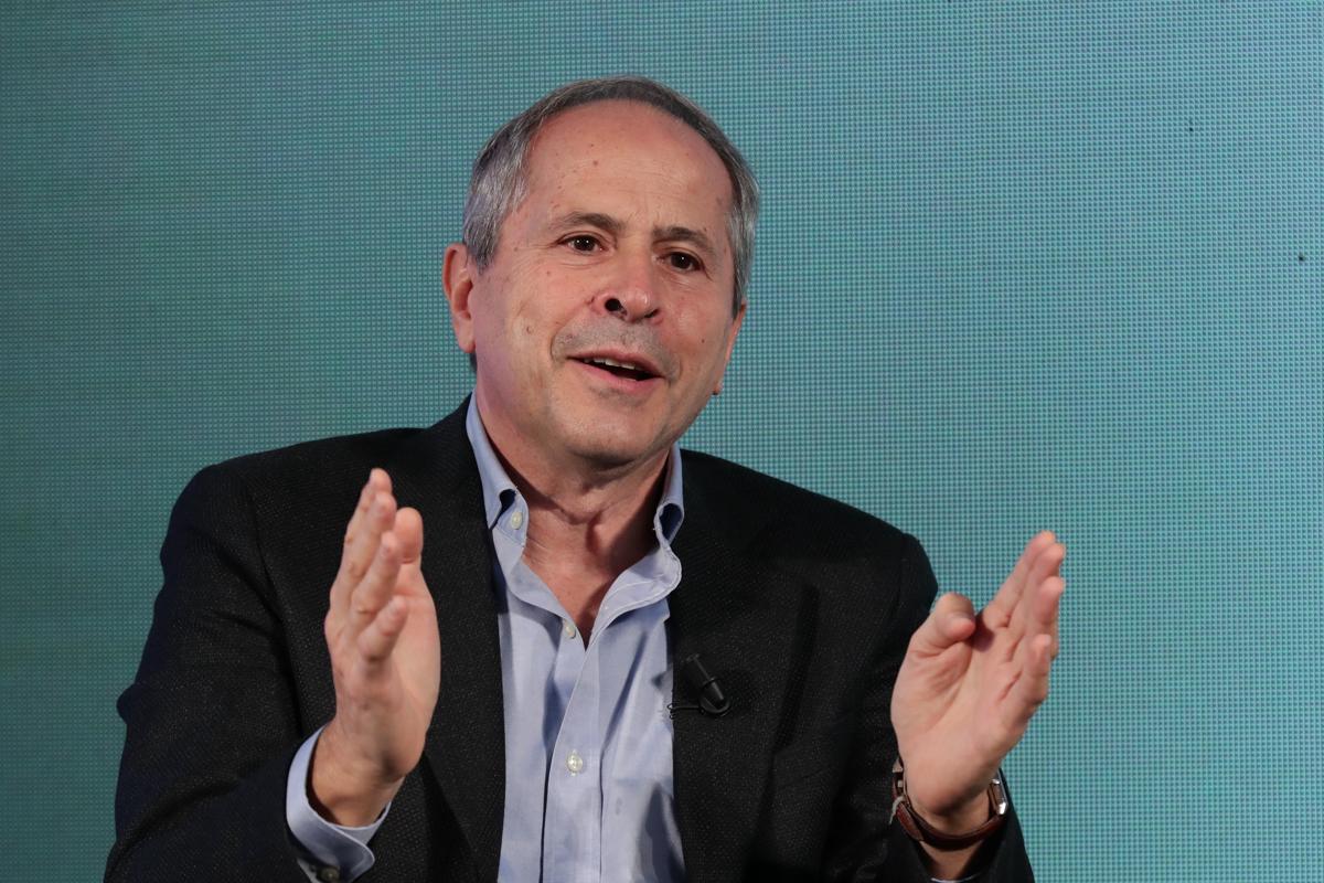 Omicron, Crisanti: “Abolire subito autotest Covid” Omicron, Crisanti: “Abolire subito autotest Covid”