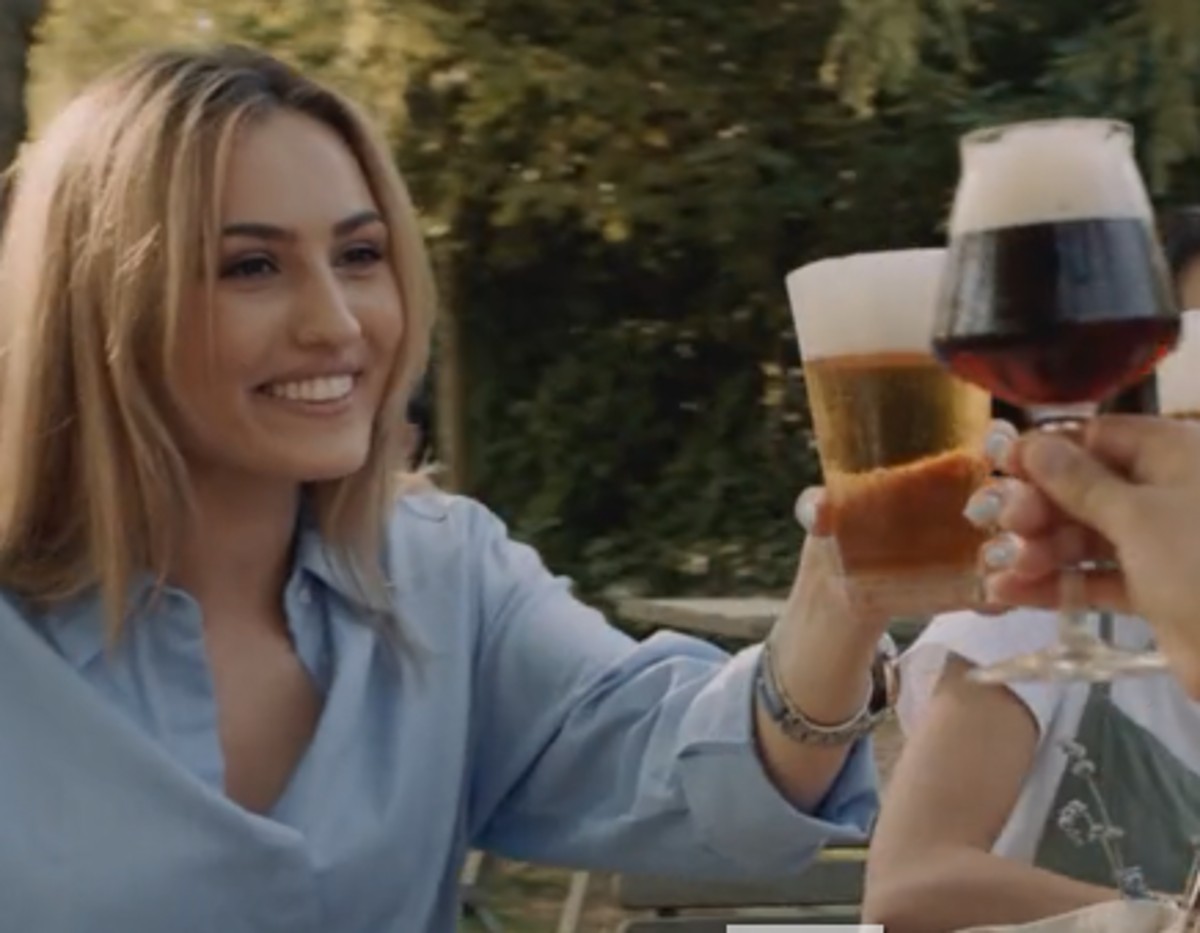 Birra Ichnusa e “rischio fluoruri in acqua”. La malattia che colpisce i denti Birra Ichnusa e “rischio fluoruri in acqua”. La malattia che colpisce i denti