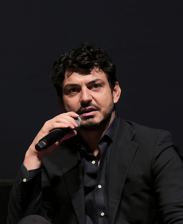 Vogliamo incantarti al TAM Teatro Arcimboldi Milano Vogliamo incantarti al TAM Teatro Arcimboldi Milano