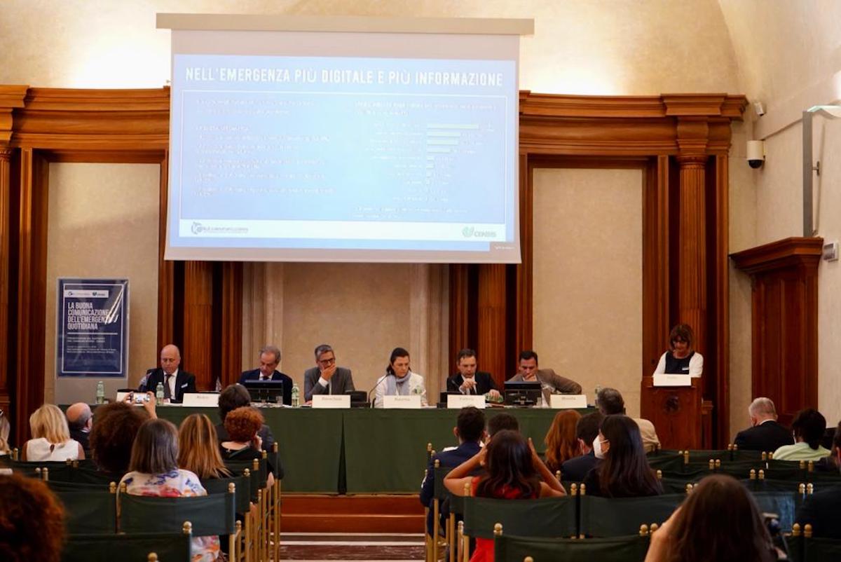 Fake News. Presentato il Rapporto Censis-Ital Communications Fake News. Presentato il Rapporto Censis-Ital Communications