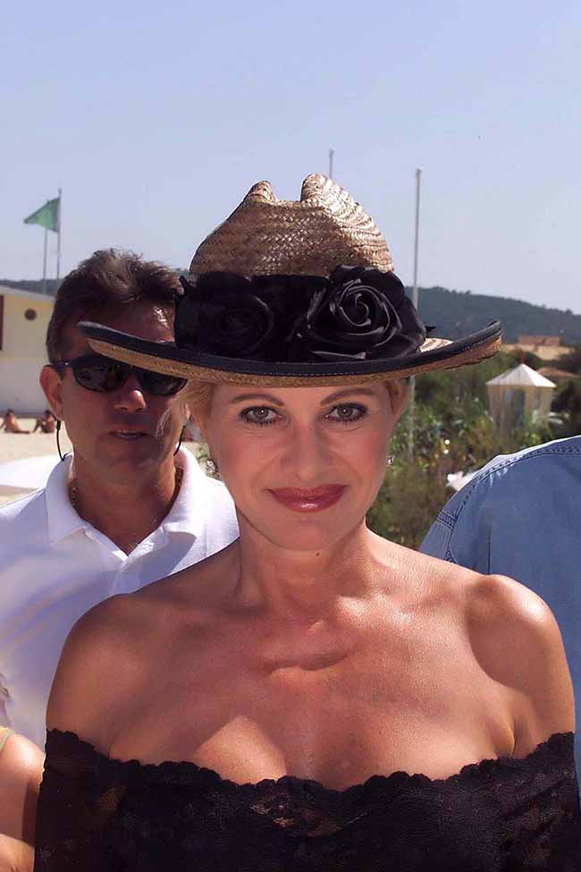 È morta Ivana Trump, l’annuncio dell’ex presidente e marito Donald – FOTO È morta Ivana Trump, l’annuncio dell’ex presidente e marito Donald – FOTO
