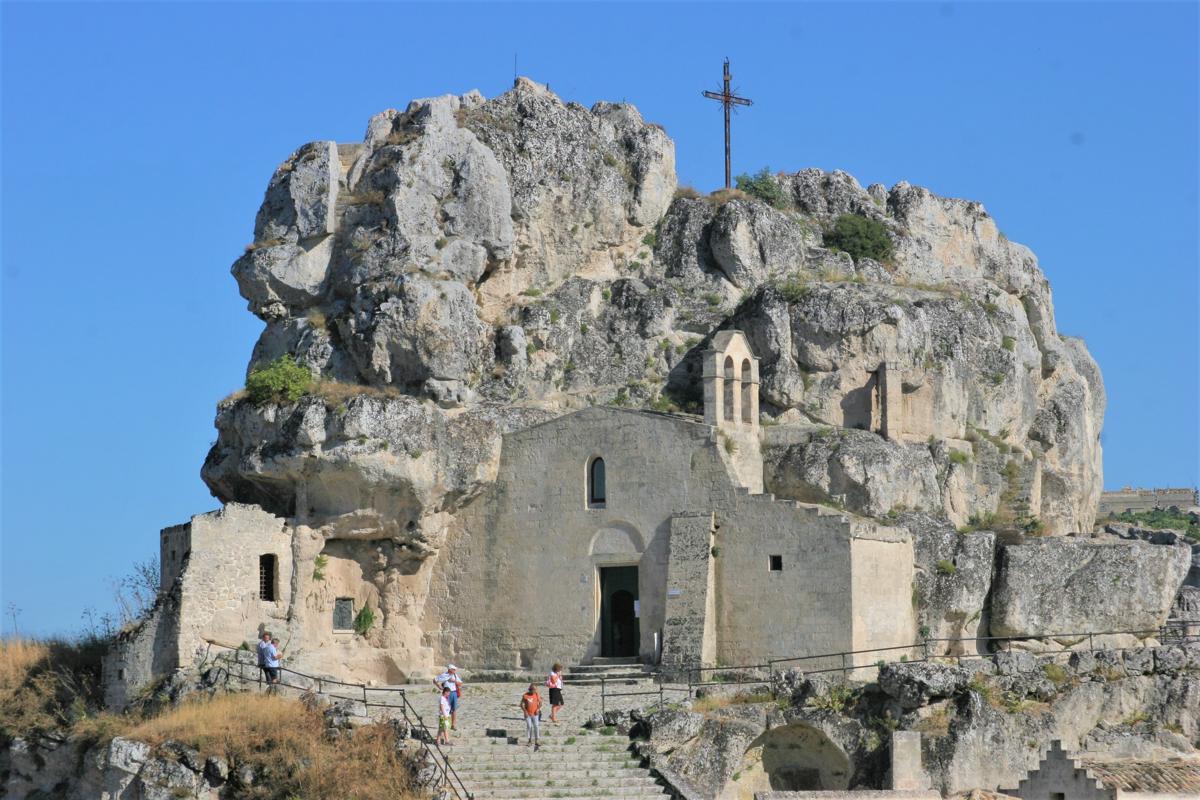 Viaggio a Matera, città straordinaria e unica. Leggi la guida per l’estate ’22