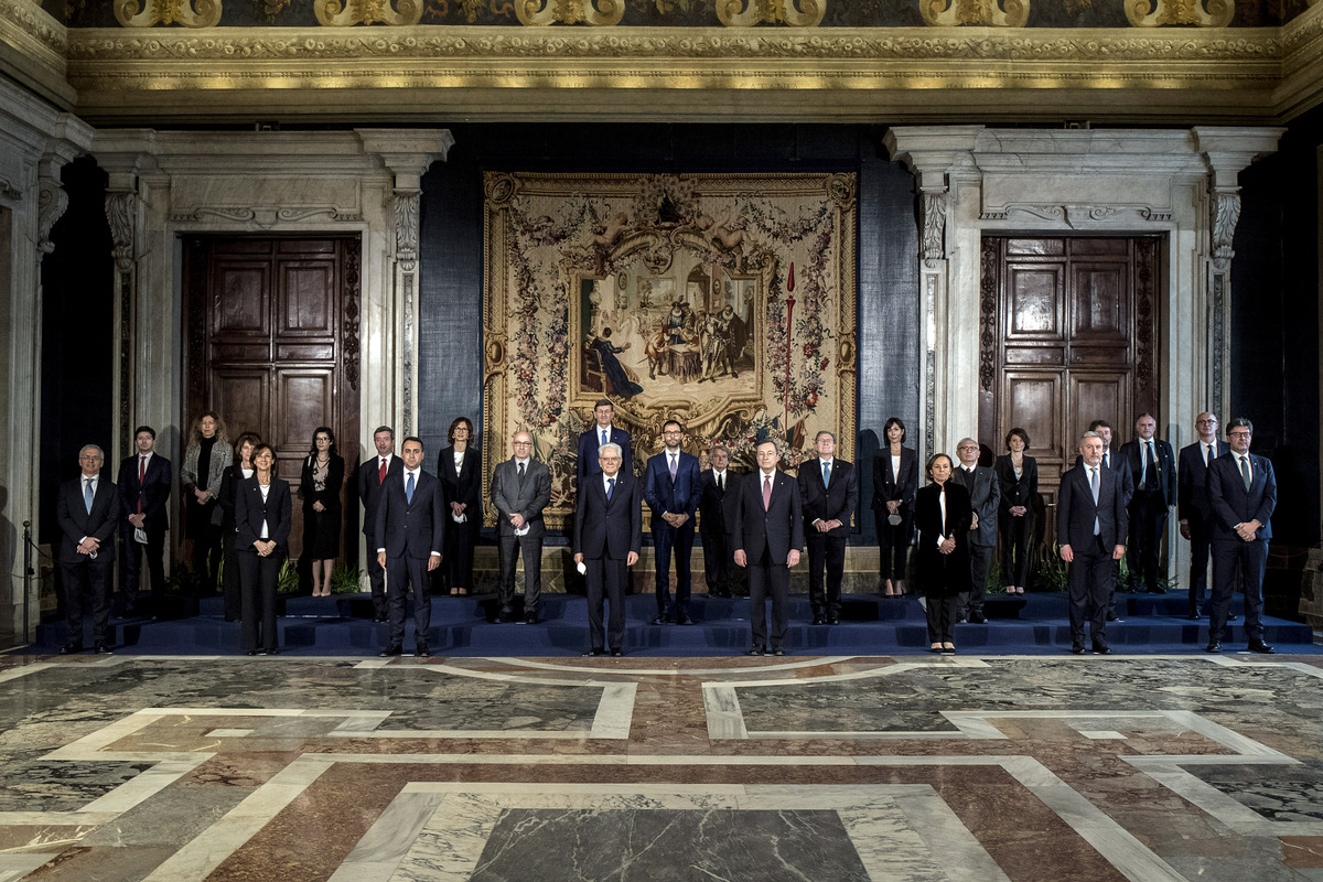 La crisi di governo vista da un imprenditore: “Draghi allenatore di una squadra mediocre” La crisi di governo vista da un imprenditore: “Draghi allenatore di una squadra mediocre”