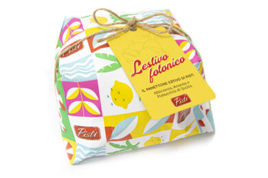 Panettone? Non solo a Natale. Ecco la versione estiva da mangiare in spiaggia