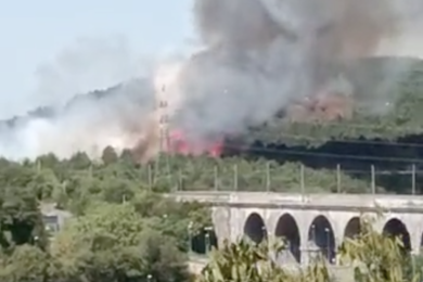 Carso in fiamme, chiusi 30 km di autostrada A4