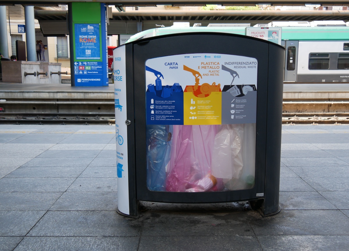 Cadorna, progetto pilota per sensibilizzare alla corretta gestione dei rifiuti Cadorna, progetto pilota per sensibilizzare alla corretta gestione dei rifiuti