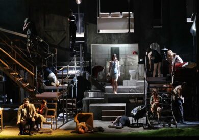 Torride temperature, orchestra della Scala in camicia