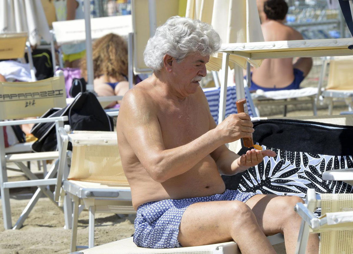 Lite Gelmini-Ronzulli, Antonio Razzi: “Roba di gelosia tra donne, cosa brutta” Lite Gelmini-Ronzulli, Antonio Razzi: “Roba di gelosia tra donne, cosa brutta”