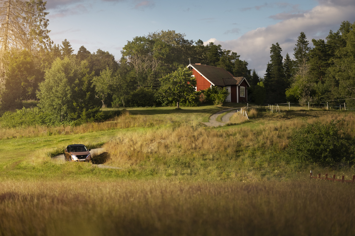 Nissan presenta la  Electric Travel Guide per i viaggi sostenibili