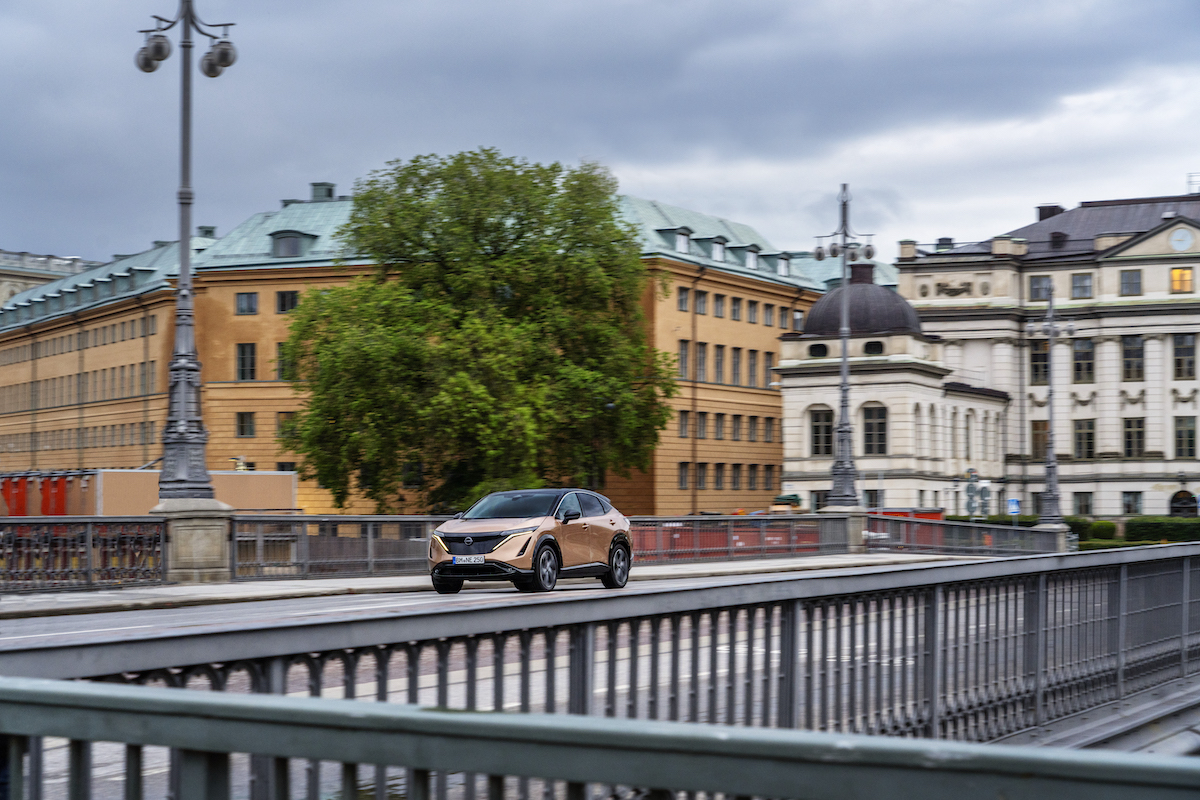 Nissan presenta la  Electric Travel Guide per i viaggi sostenibili