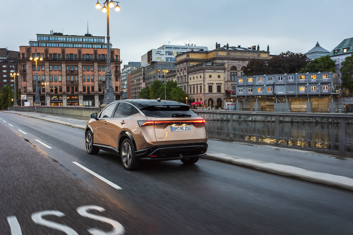 Nissan presenta la  Electric Travel Guide per i viaggi sostenibili