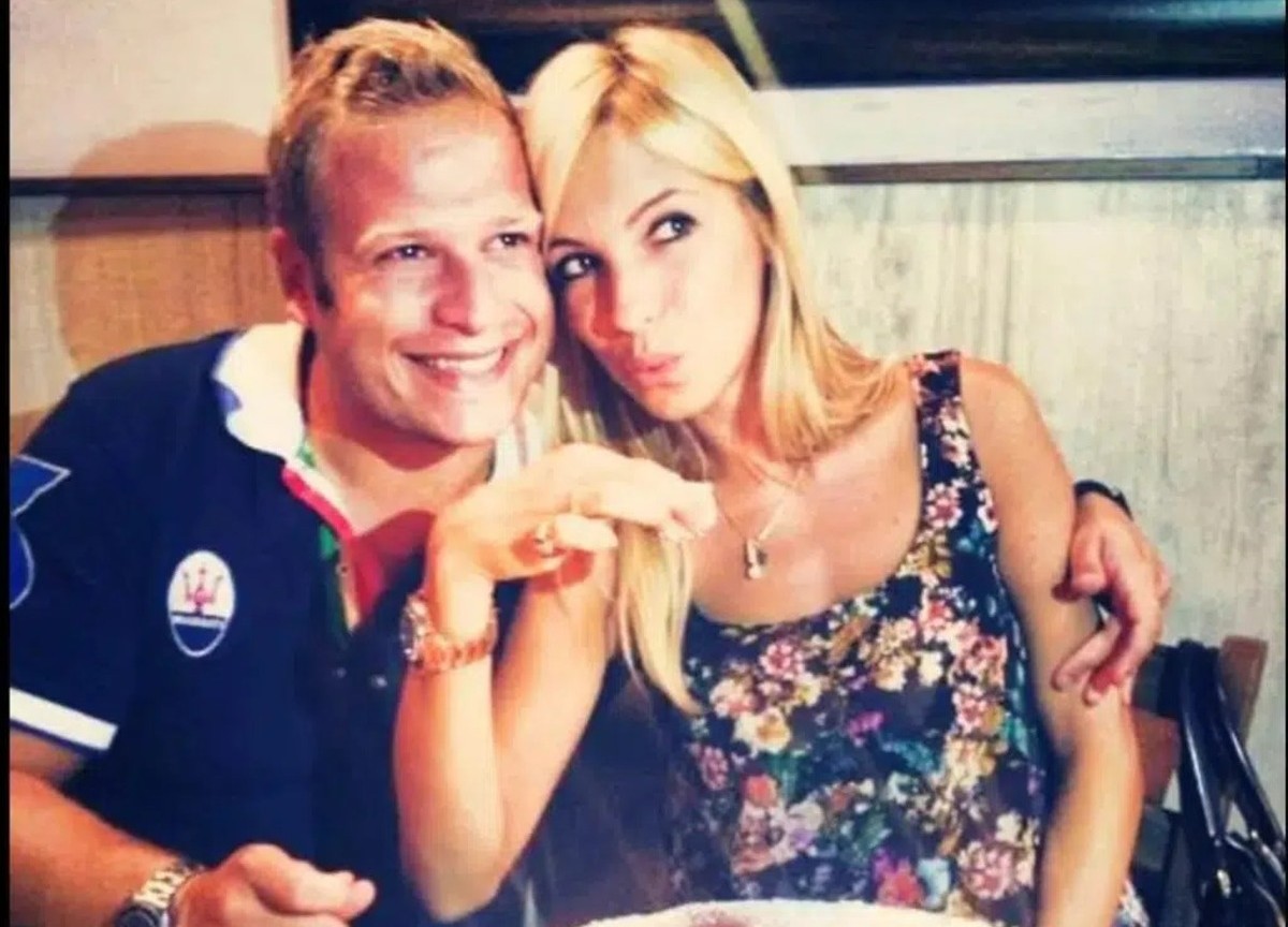 Gossip su Totti: Noemi Bocchi costretta a togliere il nome dal citofono