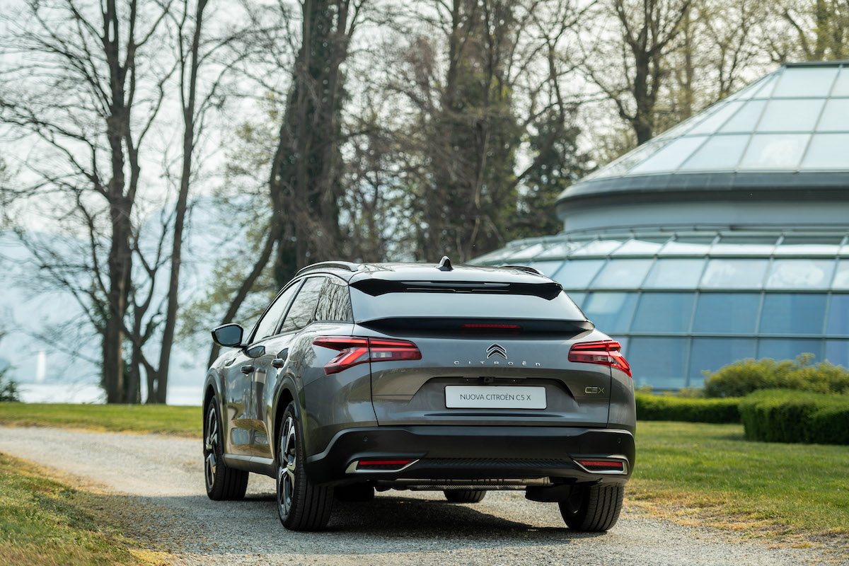 Citroën C5 H hybrid plug-in: comfort assoluto con le sospensioni attive