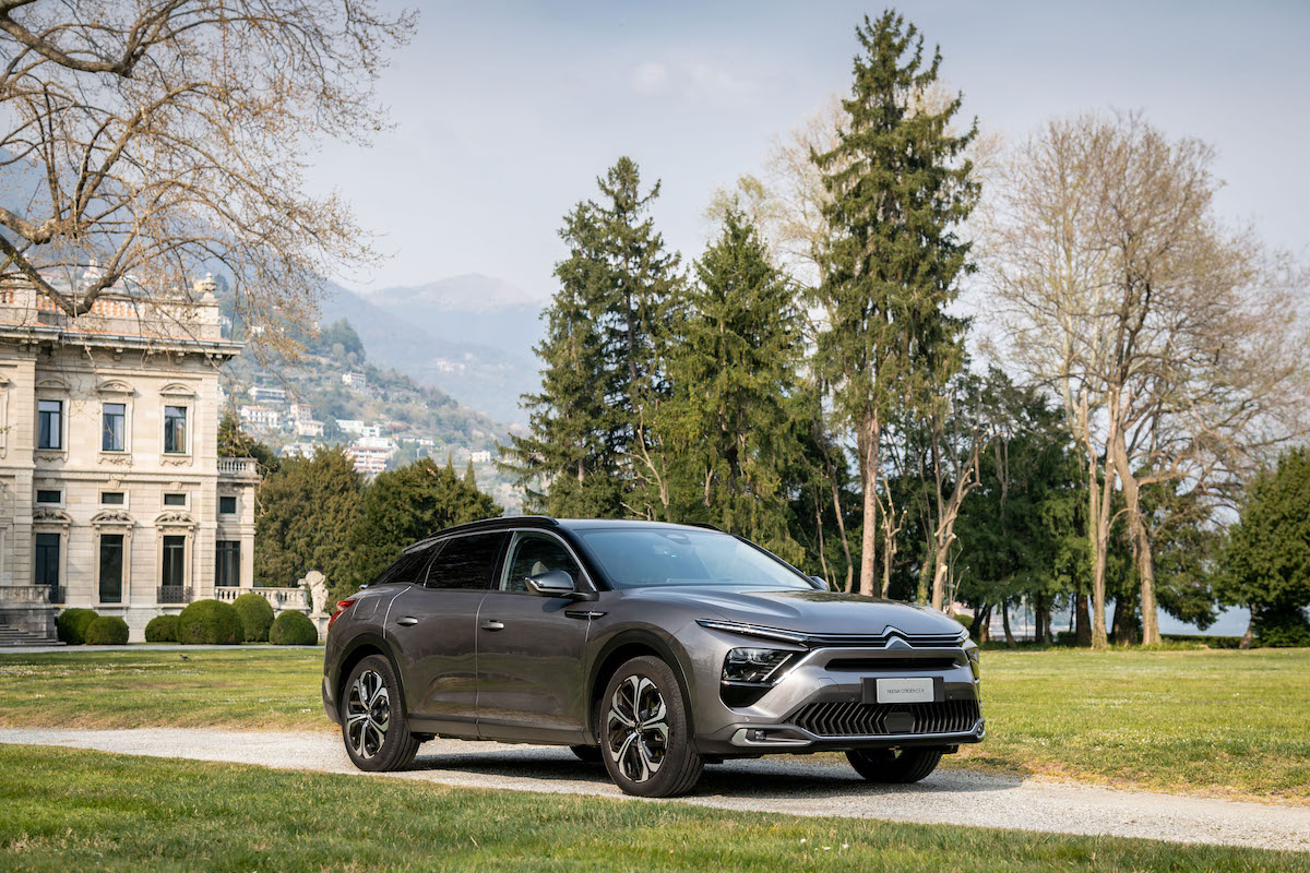 Citroën C5 H hybrid plug-in: comfort assoluto con le sospensioni attive