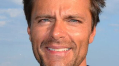 Papà-eroe, si tuffa per salvare il figlio e annega