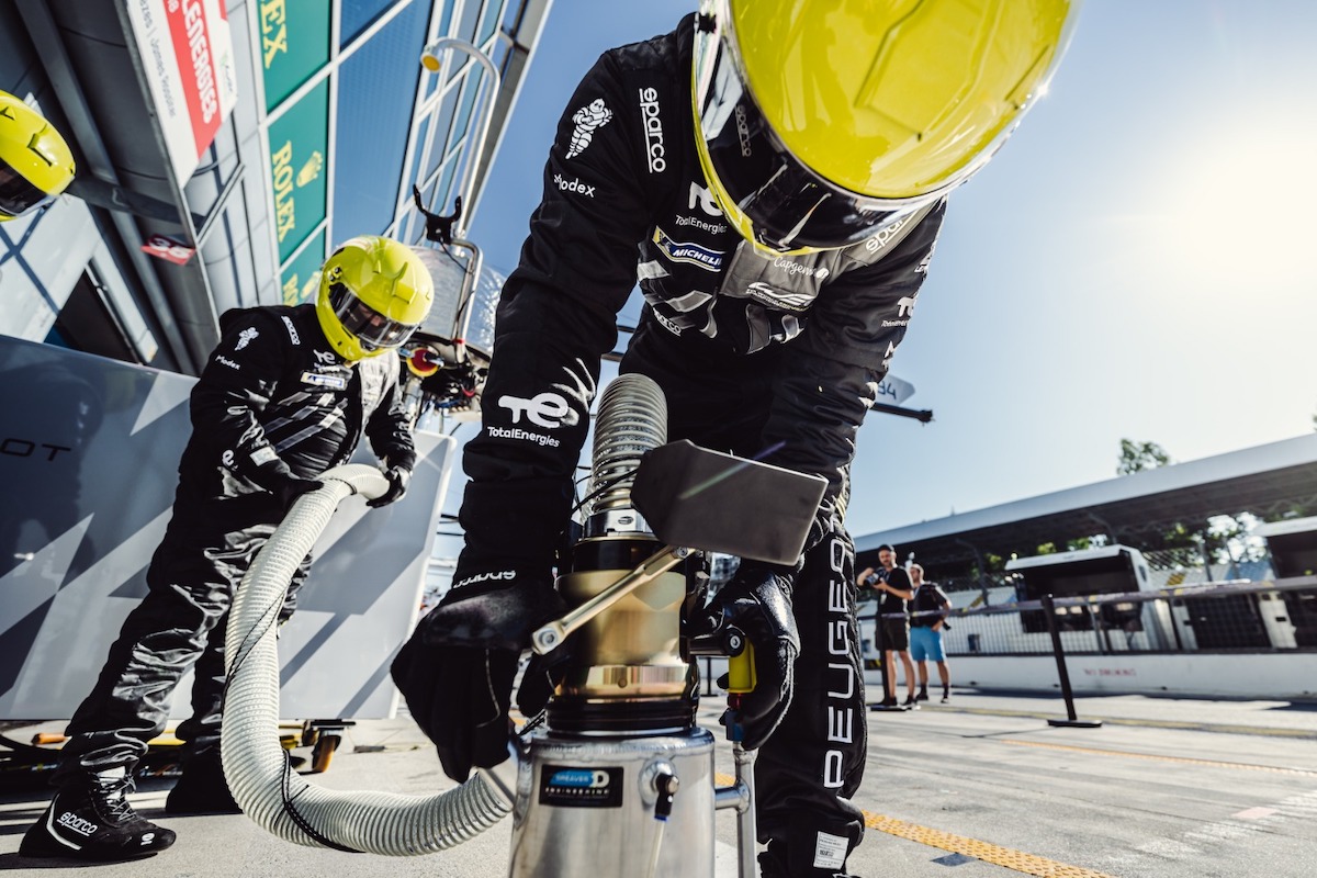 Peugeot Sport rinnova la partnership con  Sparco