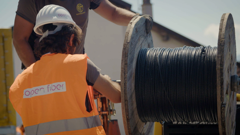 Open Fiber-Inwit uniscono le forze: accordo per portare la fibra in 600 comuni