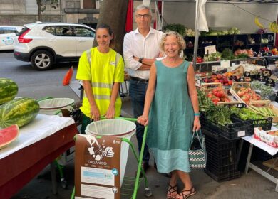 Milano, mercati scoperti più puliti: la campagna di Amsa